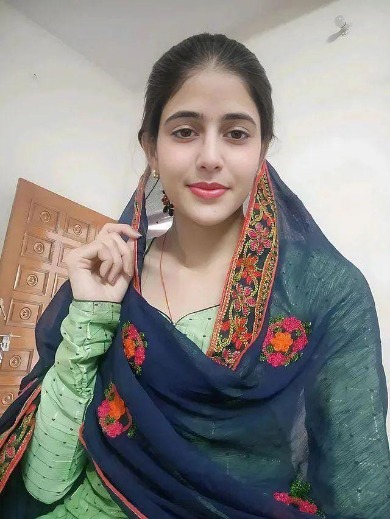 female Call Girls in Mayur Vihar