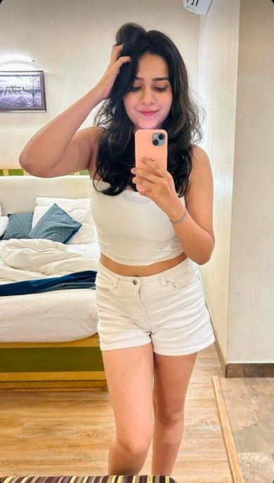 model Call Girls in Mayur Vihar