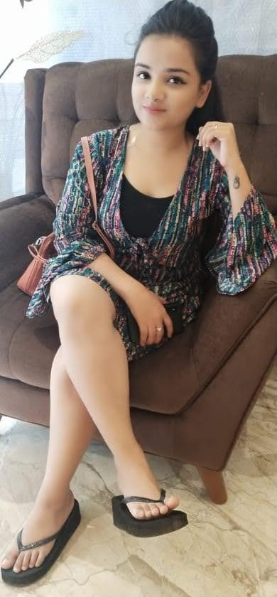Call Girls service in Mayur Vihar