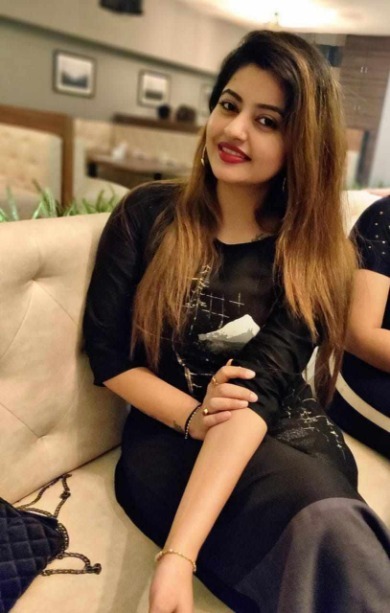 Call Girls in Mayur Vihar