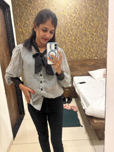 high profile Call Girls in Mayur Vihar