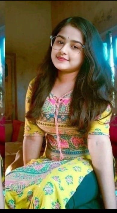 model Call Girls in Mayur Vihar