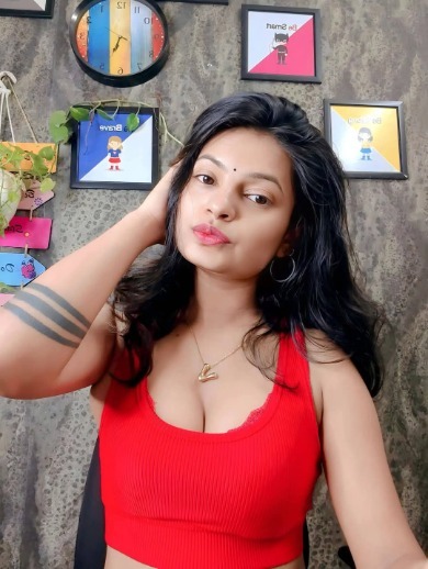Call Girls service in Mayur Vihar