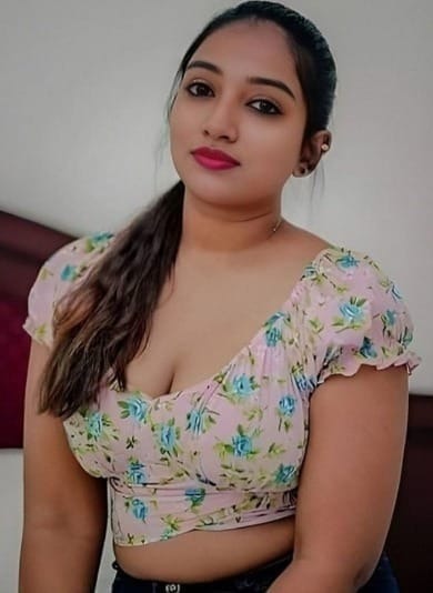 female Call Girls in Mayur Vihar