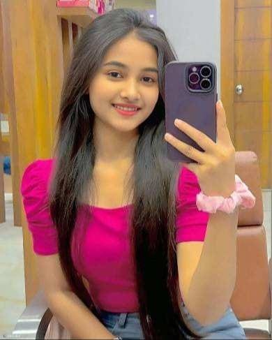 Call Girls in Mayur Vihar