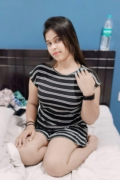 model Call Girls in Mayur Vihar